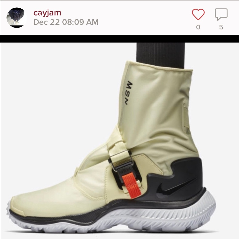 Nike - Picture 4 of 4